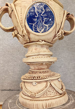 Load image into Gallery viewer, Lidded Bowl - centre piece