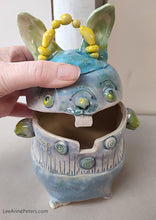 Load image into Gallery viewer, Bunny Jar - Med Large