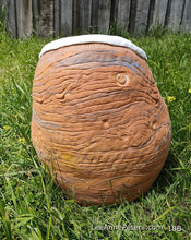 Load image into Gallery viewer, Planter - very large - owl