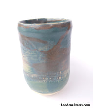 Load image into Gallery viewer, Cup with handle