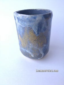 Handleless mug