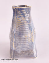 Load image into Gallery viewer, Porcelain Rose &amp; Pillar Vase